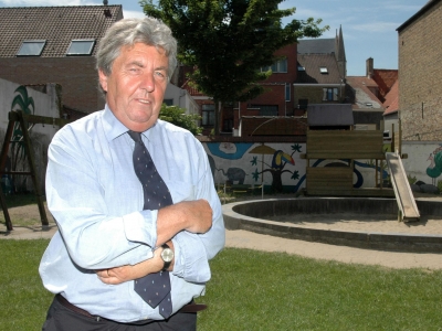 Voormalig onderwijzer/directeur Rony Kyndt overleden. 